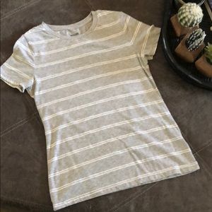 Simple gray striped tee